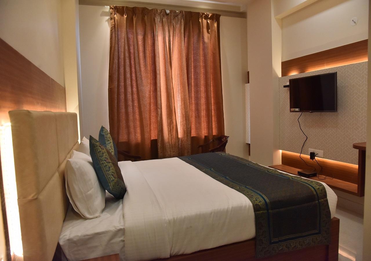 Hotel Rk Grand Waranasi Zewnętrze zdjęcie